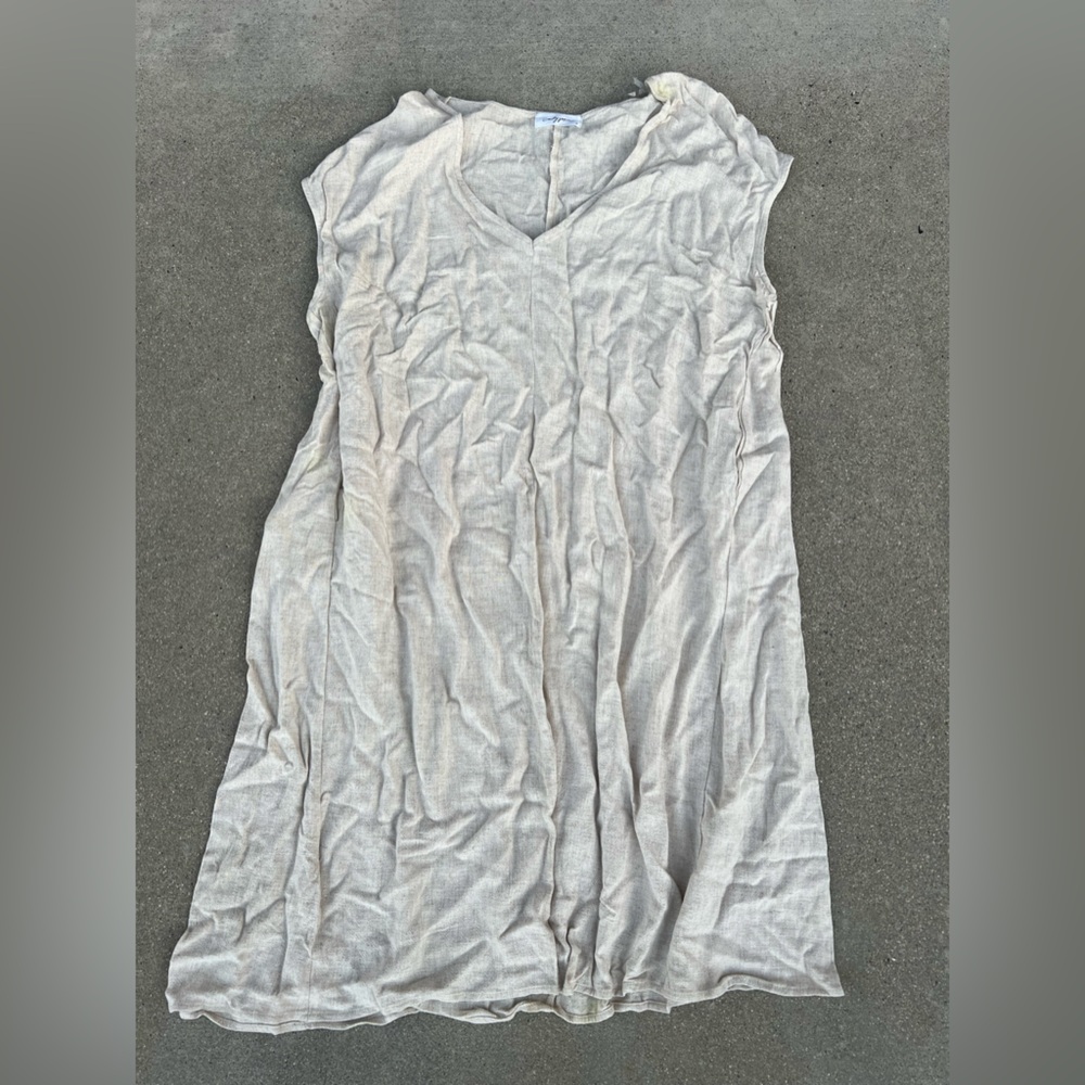 Carly Jean Los Angeles Dress